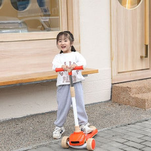 Tugo Play - Kiddie 3 Wheel Kick Scooter with Flashing Wheels - Red