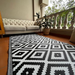 Herqona - Lightweight Diamond Weave Cotton Blend Mat - Black & White - 200 x 120cm